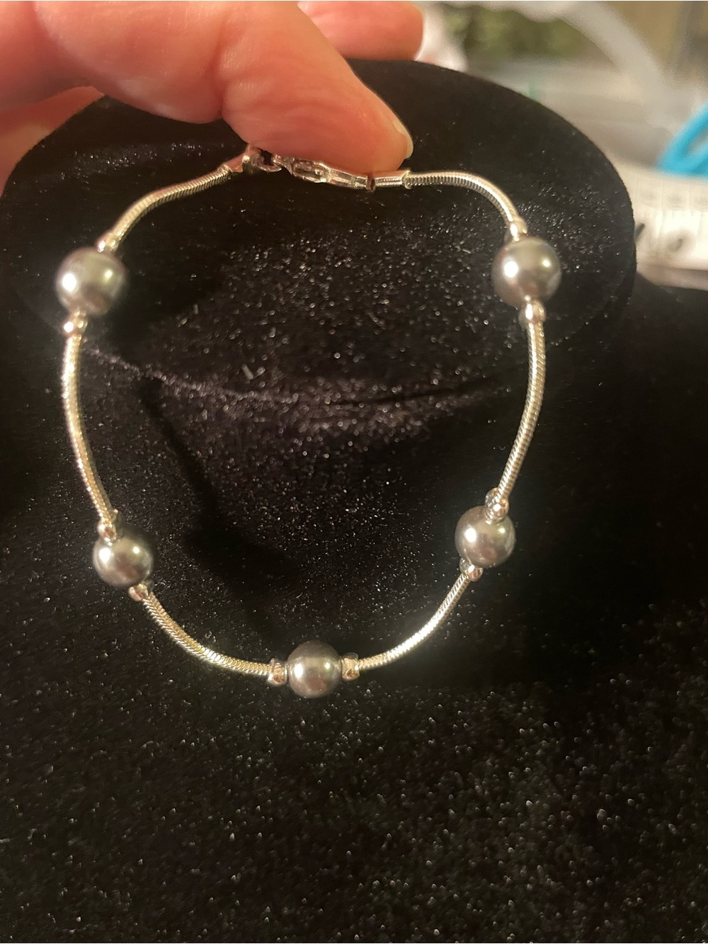 Silver Toned Grey Pearl Bead Bracelet